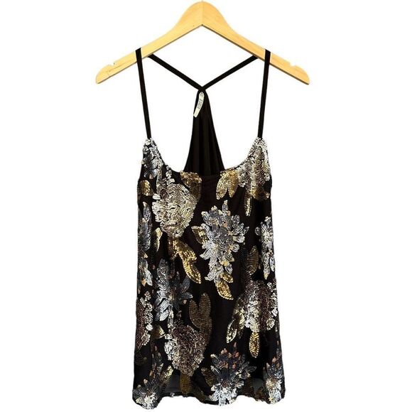 BB DAKOTA Felicity Sequin Floral Bohemian Tank Top - Picture 2 of 10